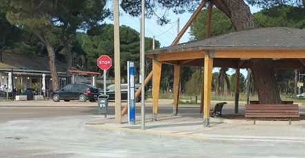 AUVASA adapta la parada de Pinar de Antequera mejorando su accesibilidad